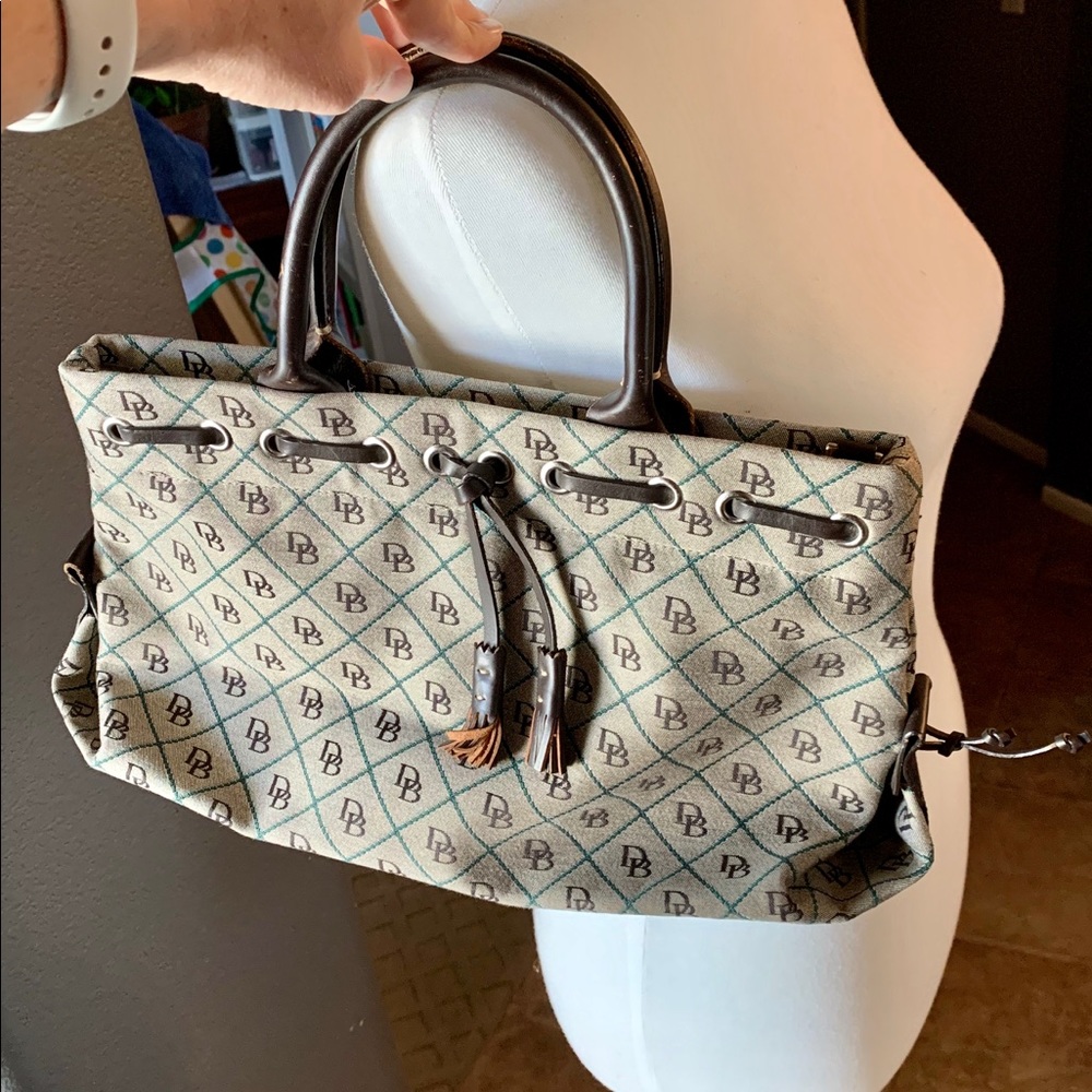 Dooney & Bourke signature shoulder bag